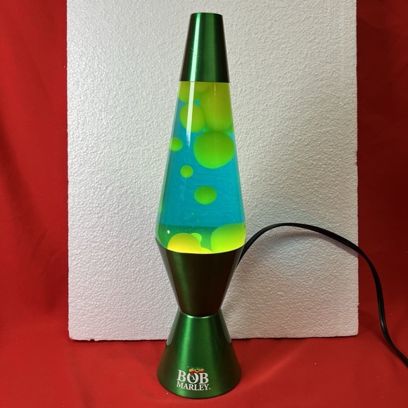 Lava Lite Lamp 2017 14.5" Bob Marley / Blue Liquid / Yellow Wax / 2124 / Flaw - Picture 4 of 17